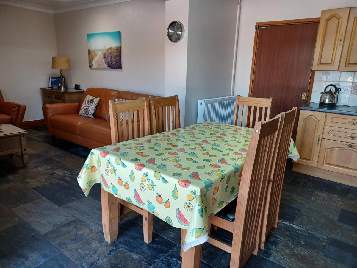 Dunroaming Cottage Pendine Ngoại thất bức ảnh