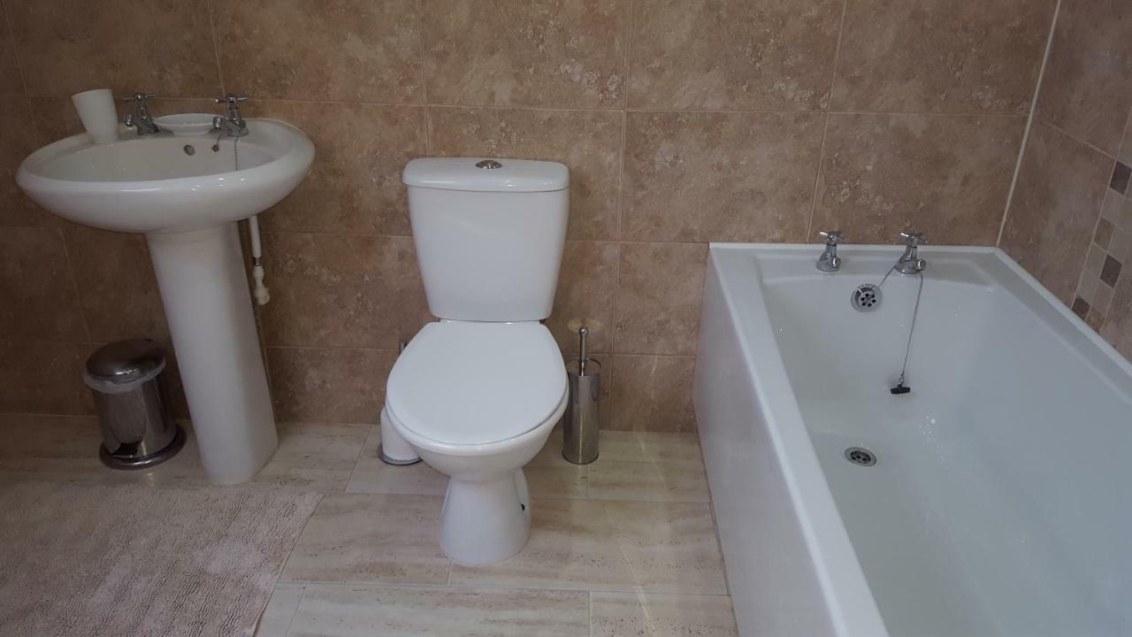 Dunroaming Cottage Pendine Ngoại thất bức ảnh